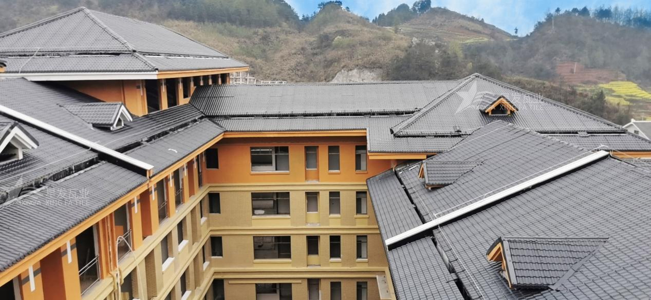 濟(jì)寧合成樹(shù)脂瓦：為舒適住宅生活提供優(yōu)異隔音效果